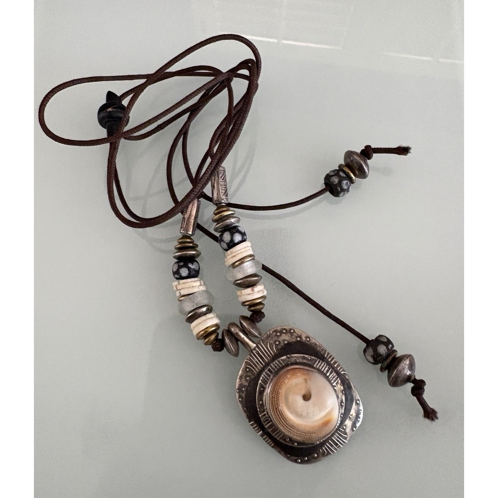 VTg Sterling Silver Pendant Spiral Shell Fossil Shell Necklace 925 Beads Adj